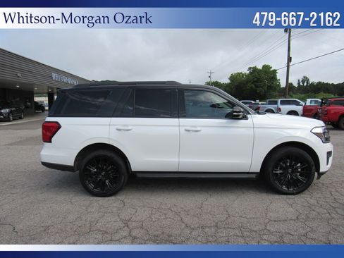 Used 2022 Ford Expedition XLT RWD image 19