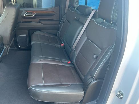 Used 2022 GMC Sierra 1500 Denali w/ Denali Reserve Package image 17