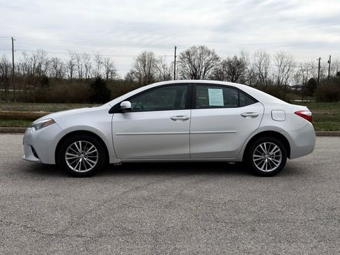 Used 2014 Toyota Corolla LE image 38