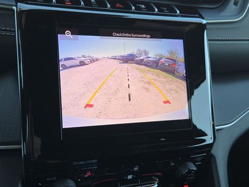 New 2025 Jeep Grand Cherokee L Laredo w/ Luxury Tech Group I RWD image 36