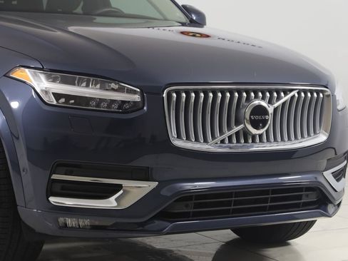 Used 2023 Volvo XC90 B6 Plus w/ Protection Package Premier AWD/4WD image 39
