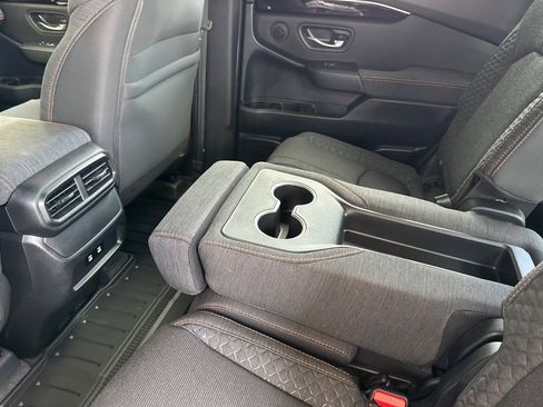 New 2026 Honda Pilot Sport image 18