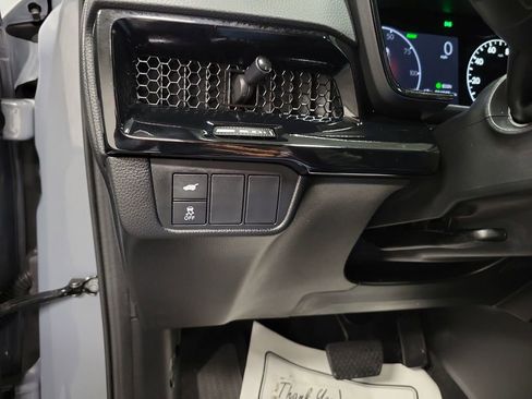 Used 2025 Honda CR-V Sport Touring image 22