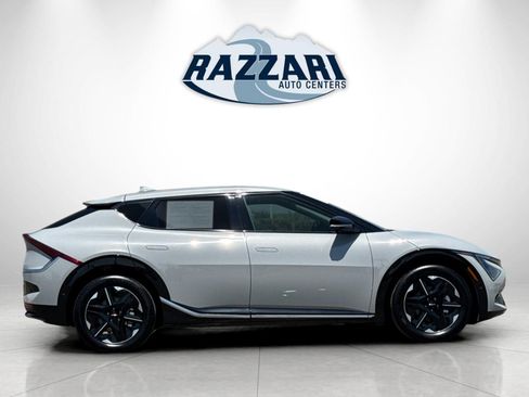 Used 2025 Kia EV6 Wind RWD image 2