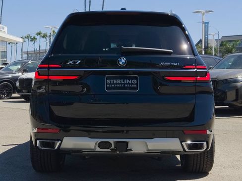 New 2027 BMW X7 xDrive40i w/ Climate Comfort Package AWD/4WD image 16