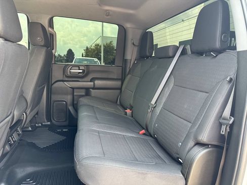 Used 2024 Chevrolet Silverado 2500 Custom w/ Custom Value Package AWD/4WD image 29