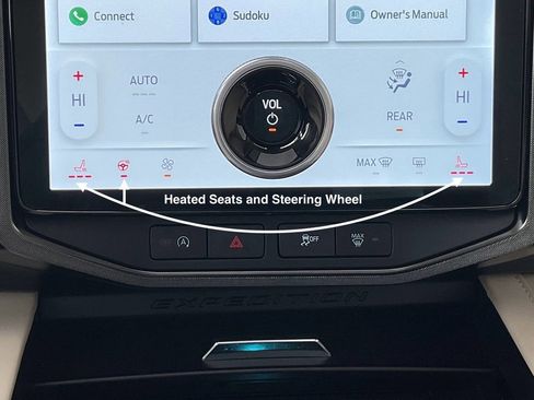 Used 2023 Ford Expedition Max Platinum image 16