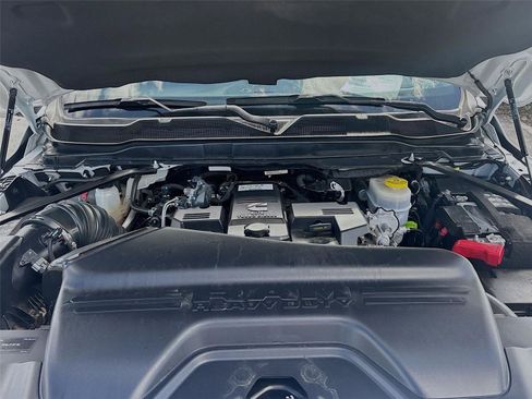 Used 2023 RAM 2500 Laramie image 32