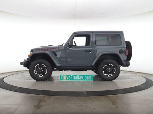 Used 2025 Jeep Wrangler Rubicon AWD/4WD image 10