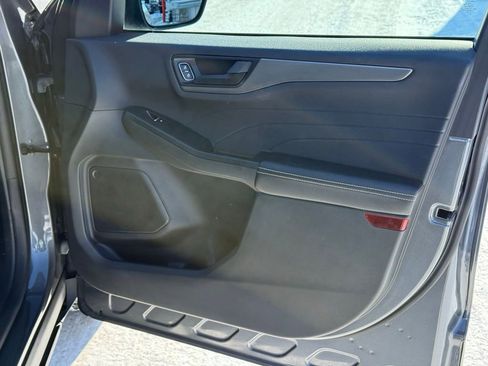 Used 2024 Ford Escape Active image 25