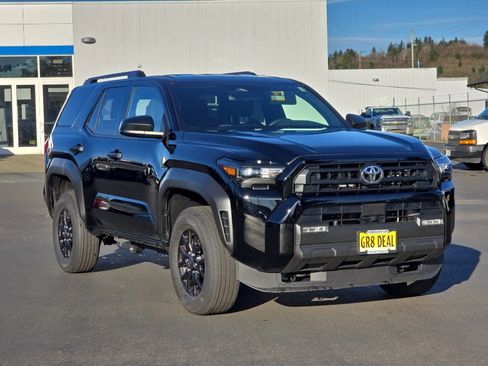 Used 2025 Toyota 4Runner SR5 image 2