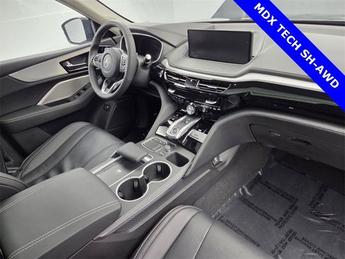 Used 2024 Acura MDX SH-AWD w/ Technology Package image 20