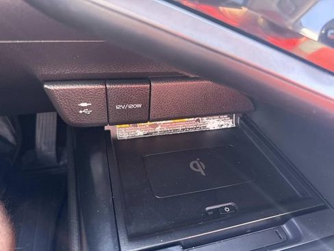 Used 2019 Toyota Camry XSE FWD image 31
