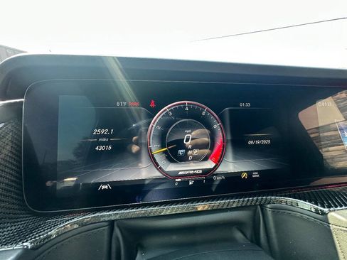 Used 2021 Mercedes-Benz G 63 AMG 4MATIC image 26