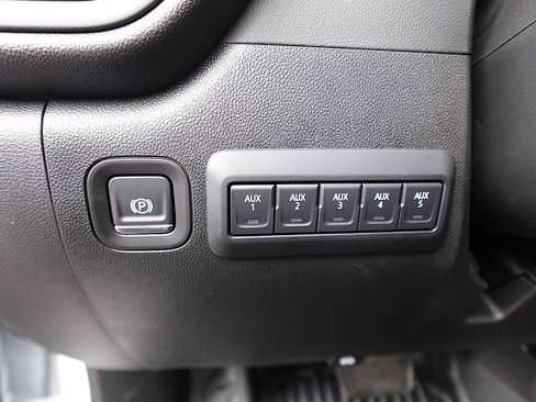 New 2026 GMC Sierra 3500 Pro w/ Convenience Package RWD image 17