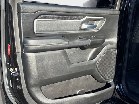 Used 2022 RAM 1500 Big Horn AWD/4WD image 13