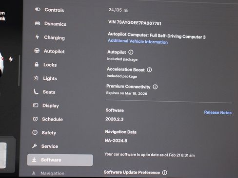 Used 2023 Tesla Model Y Long Range image 26