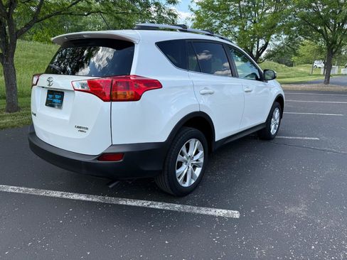 Used 2013 Toyota RAV4 Limited AWD/4WD image 3
