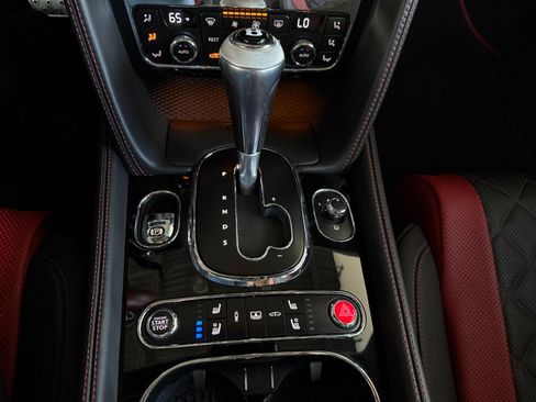 Used 2018 Bentley Flying Spur S W12 AWD/4WD image 46