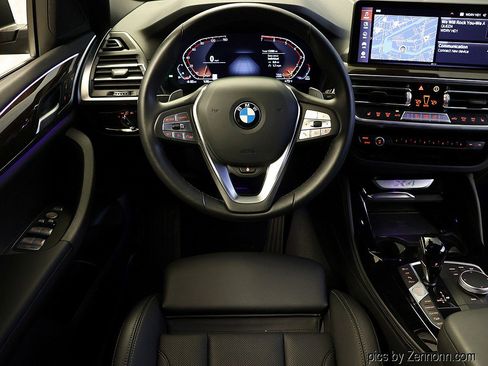 Certified 2025 BMW X4 xDrive30i AWD/4WD image 15