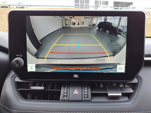 Used 2023 Toyota RAV4 XLE Premium image 23