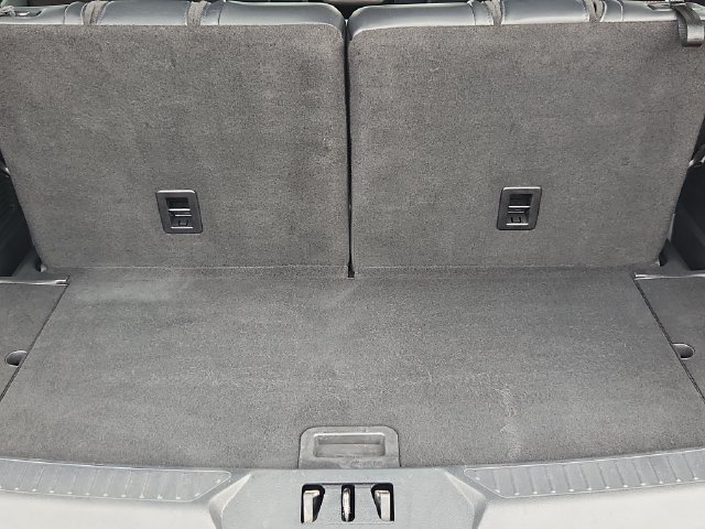 Used 2025 Ford Explorer ST AWD/4WD image 21