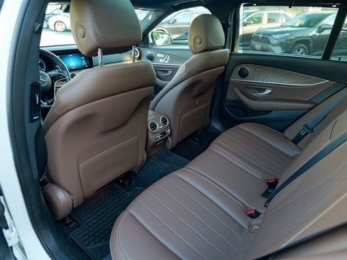 Used 2022 Mercedes-Benz E 450 4MATIC All-Terrain Wagon w/ Sun Protection Package image 25
