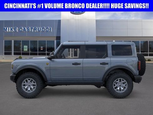 New 2025 Ford Bronco Badlands AWD/4WD image 3