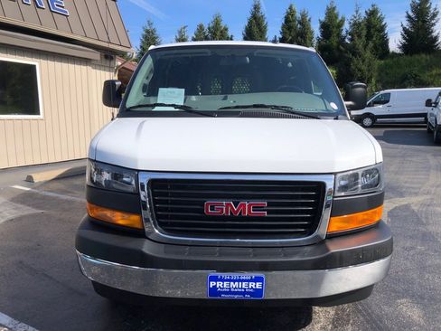 Used 2025 GMC Savana 2500 w/ Driver Convenience Package RWD image 9