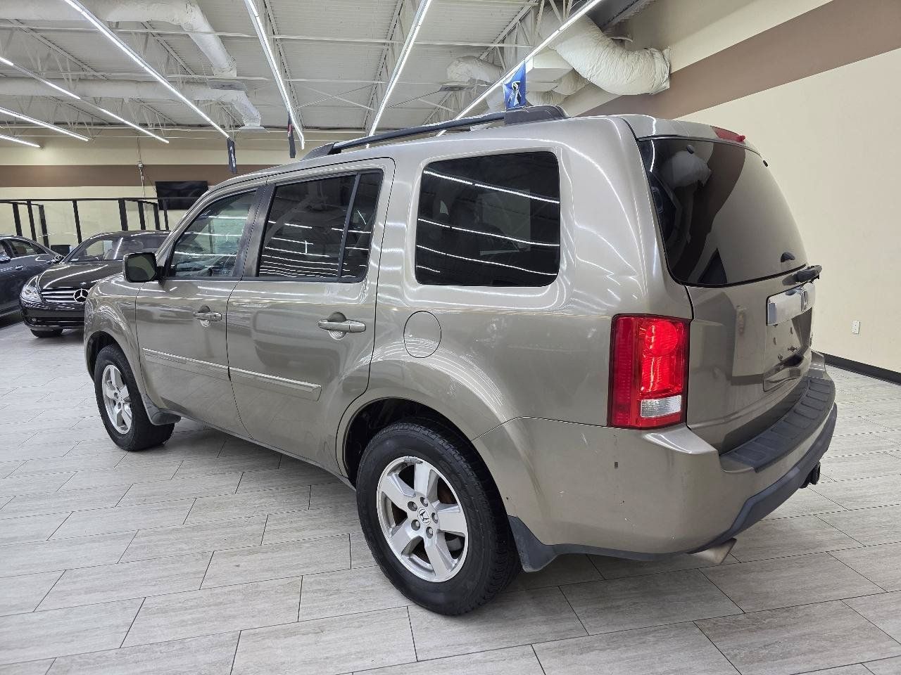 Used 2011 Honda Pilot EX image 8