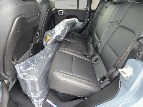 New 2026 Jeep Gladiator Sport image 7