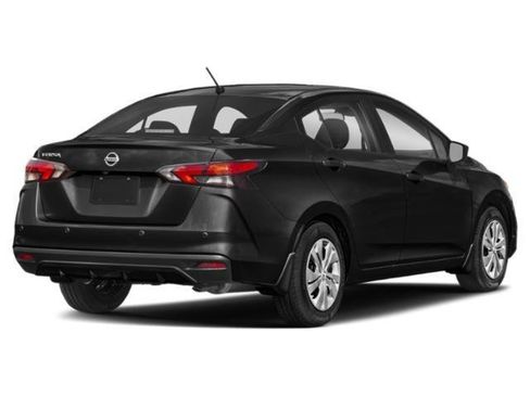 Used 2021 Nissan Versa SV FWD image 11