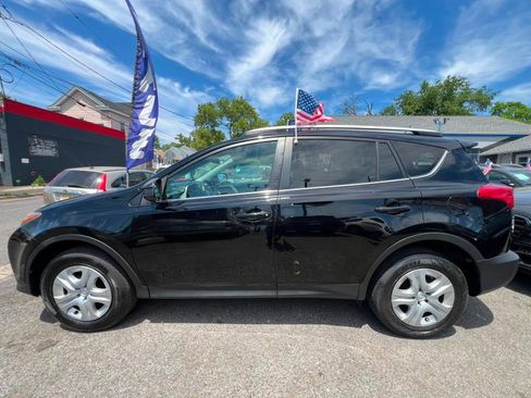 Used 2013 Toyota RAV4 LE AWD/4WD image 6