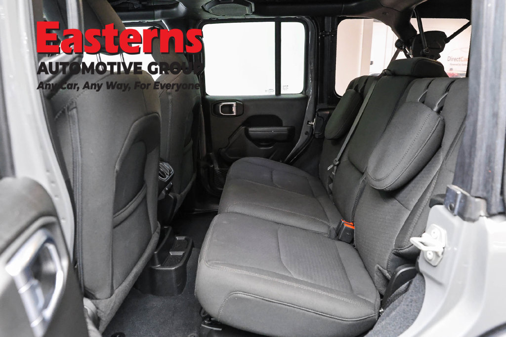 Used 2023 Jeep Wrangler Unlimited w/ Cold Weather Group AWD/4WD image 23