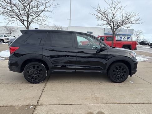 Used 2023 Honda Passport EX-L image 8