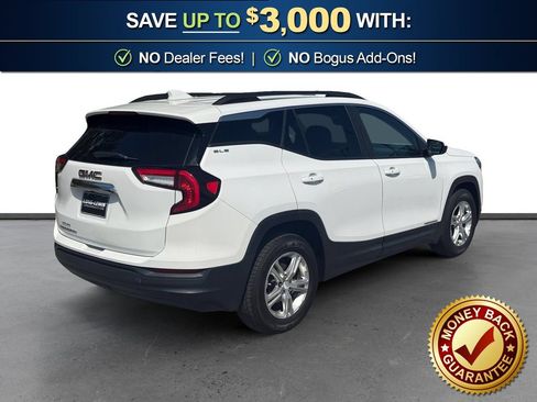 Used 2022 GMC Terrain SLE w/ Driver Convenience Package FWD image 7