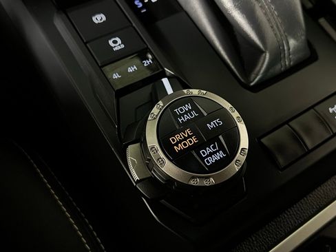 Certified 2024 Toyota Tacoma TRD Off-Road image 19