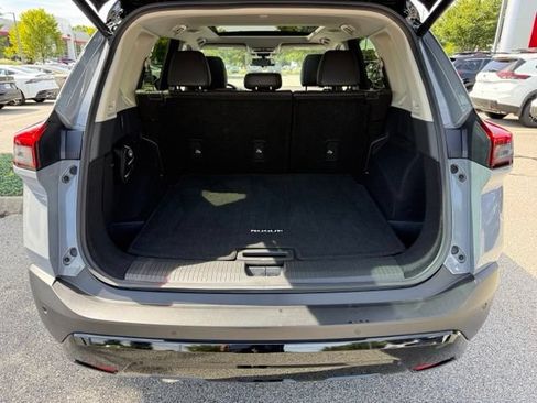 Certified 2023 Nissan Rogue SV w/ SV Premium B Package AWD/4WD image 10