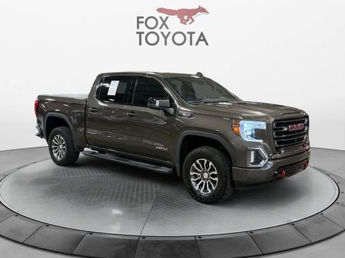 Used 2019 GMC Sierra 1500 AT4 w/ AT4 Premium Package AWD/4WD image 8