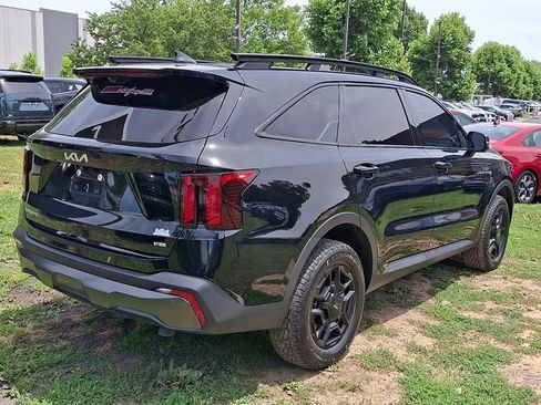 Certified 2024 Kia Sorento SX Prestige w/ Sage Leather Package AWD/4WD image 6