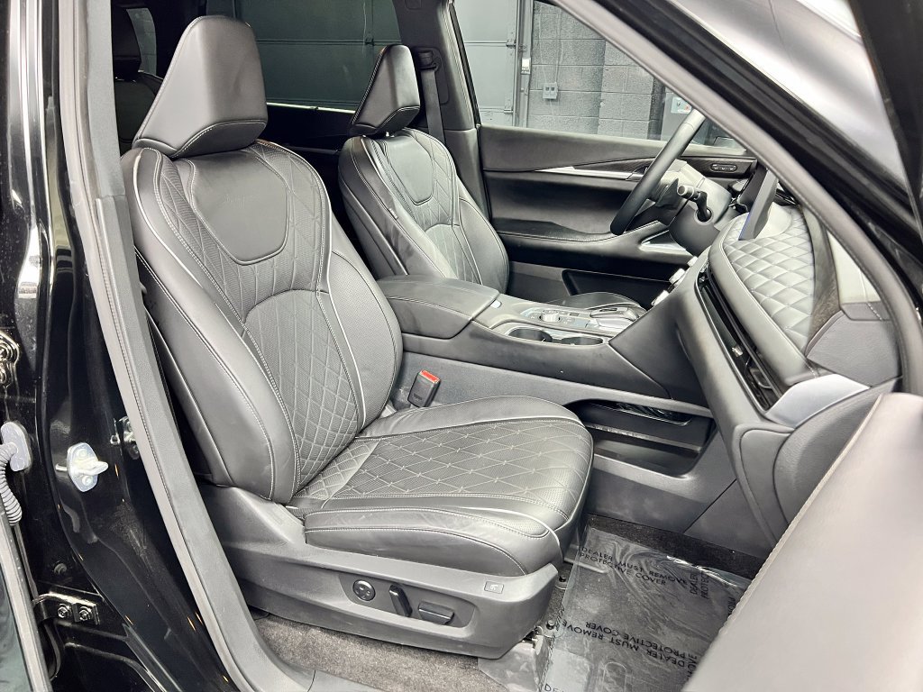 Used 2025 INFINITI QX60 Autograph w/ Cargo Package AWD/4WD image 8