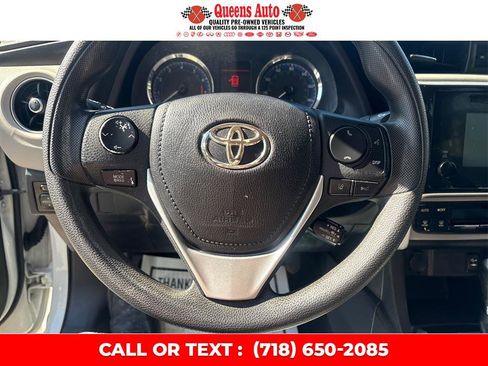 Used 2019 Toyota Corolla LE FWD image 19