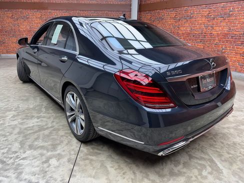 Used 2020 Mercedes-Benz S 560 4MATIC Sedan image 2