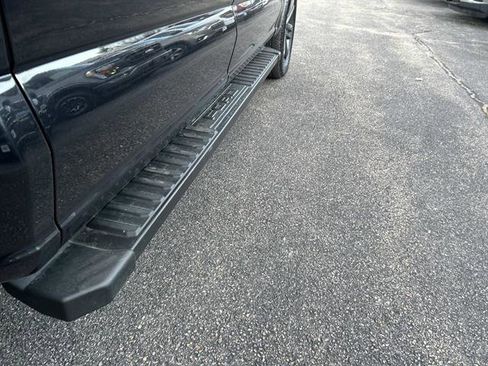 Used 2022 Ford F150 Lariat w/ Equipment Group 502A High image 19