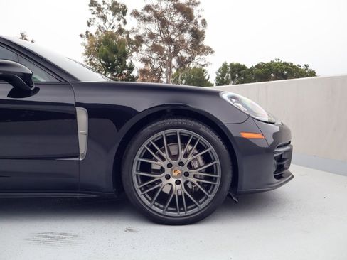 Certified 2023 Porsche Panamera 4 AWD/4WD image 11