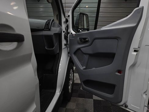Used 2019 Ford Transit 250 148 Medium Roof w/ Exterior Upgrade Package RWD image 32