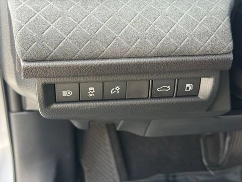Certified 2025 Toyota Camry XLE AWD/4WD image 25