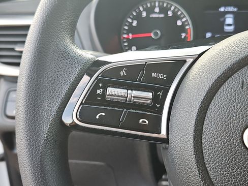 Used 2020 Kia Optima LX FWD image 16