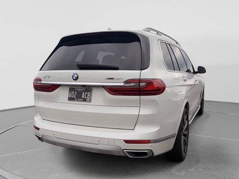 Used 2022 BMW X7 xDrive40i w/ Premium Package AWD/4WD image 5