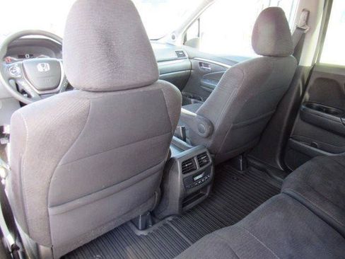 Used 2018 Honda Pilot EX image 31